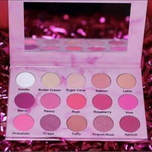 Pinkaholic Eyeshadow Palette